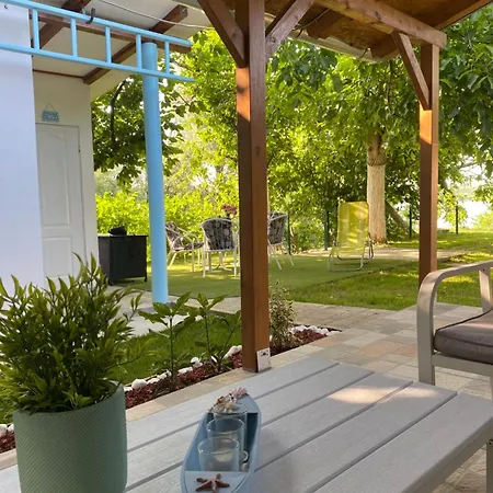 Kucerak Kraj Dunava * Bukorovac