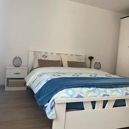 Kucerak Kraj Dunava * Bukorovac